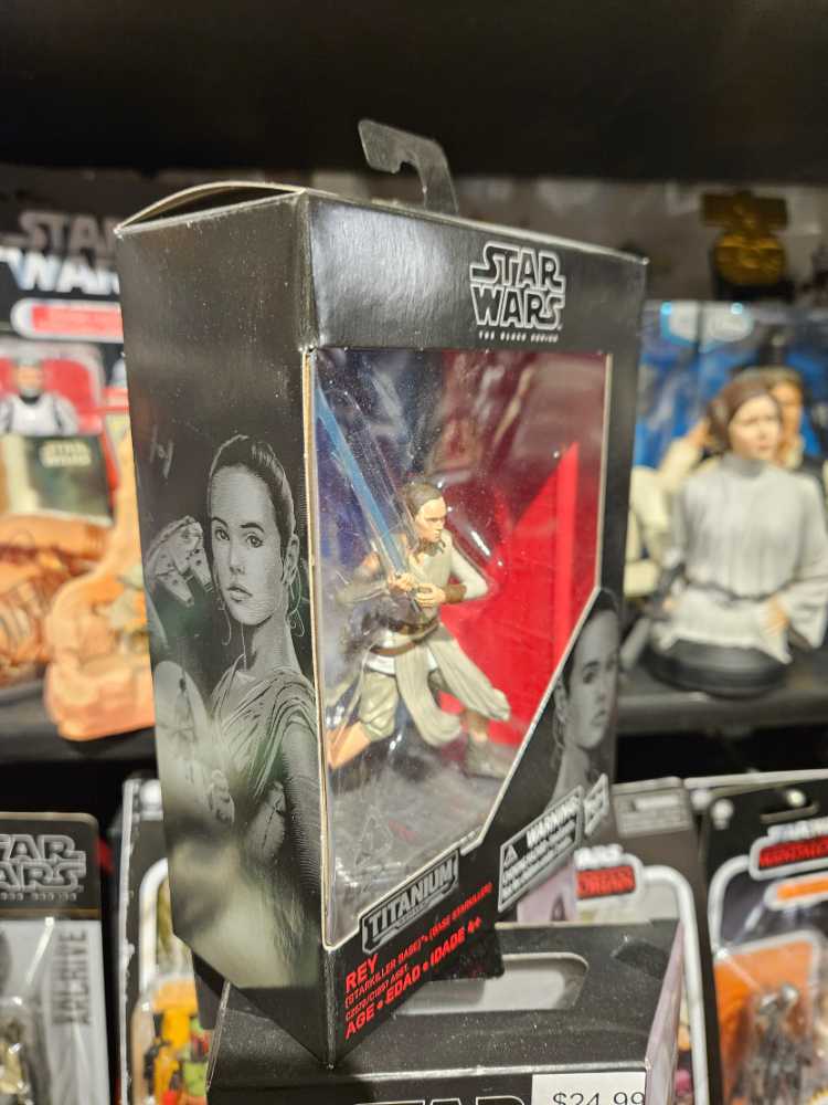 Titanium # 08 Rey - Hasbro (Star Wars Titanium Series) action figure collectible [Barcode 630509552528] - Main Image 4