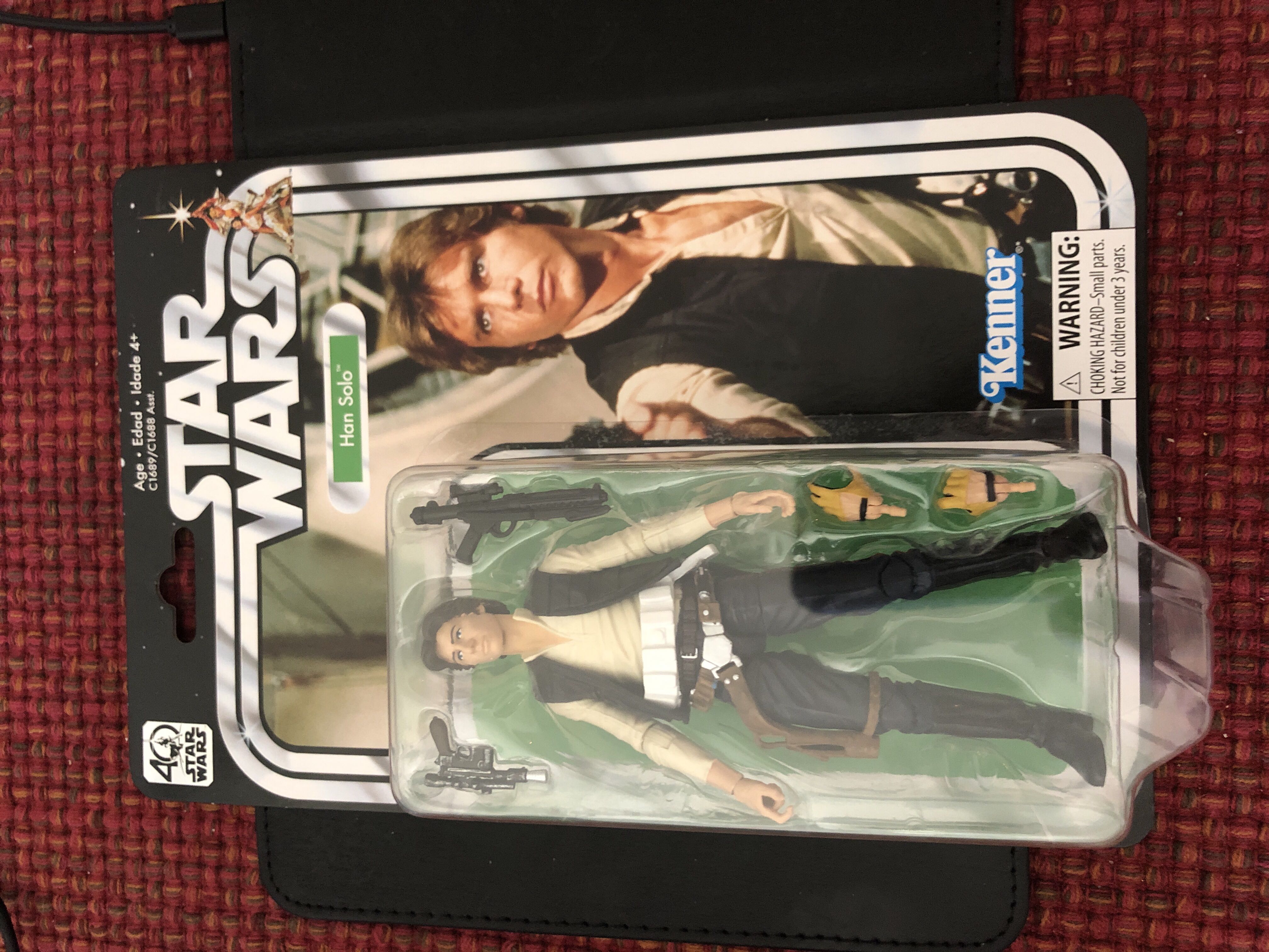 Han Solo - Hasbro (Star Wars Black 6” 40th Anniversary) (Star Wars Black 6 inch) action figure collectible [Barcode 630509554232] - Main Image 3