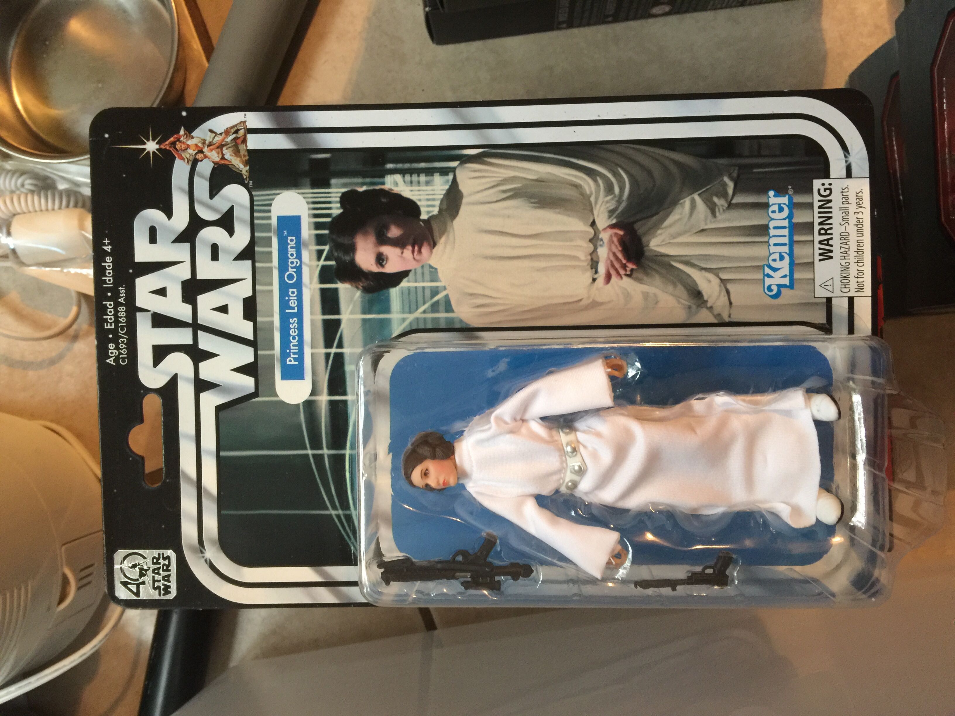 40th Anniversary Black Series Princess Leia Organa Star Wars - Hasbro (Star Wars 40th Anniversary) action figure collectible [Barcode 630509554263] - Main Image 3