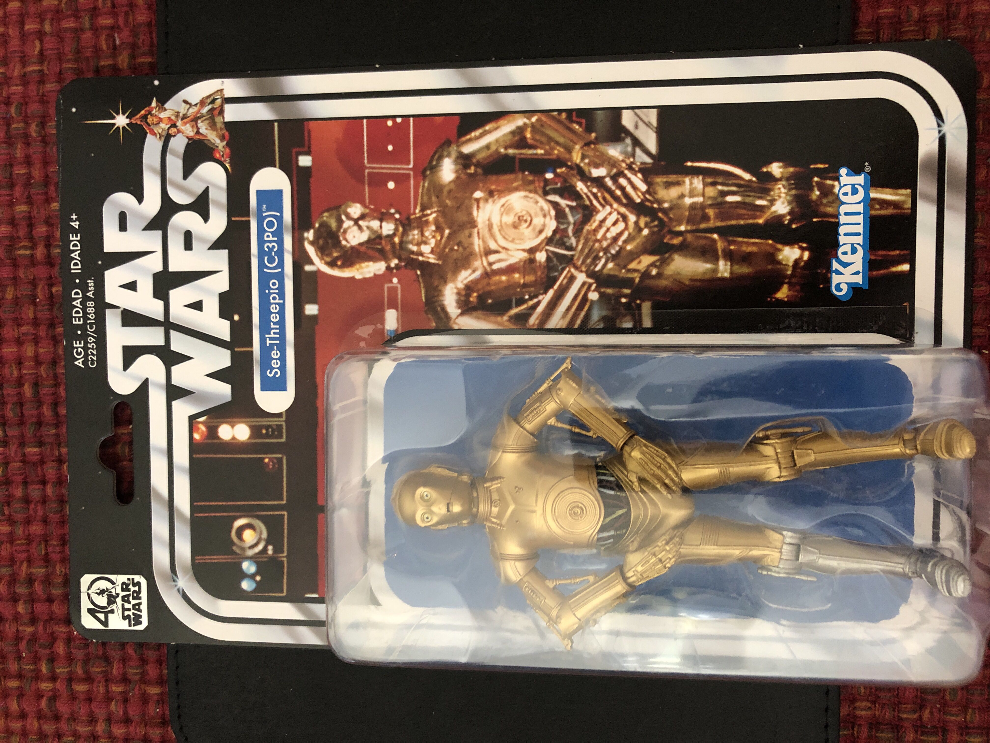 See-Threepio (C3-P0) - Hasbro (Star Wars Black 6” 40th Anniversary) (Starwars Black 6 inch) action figure collectible [Barcode 630509554423] - Main Image 3