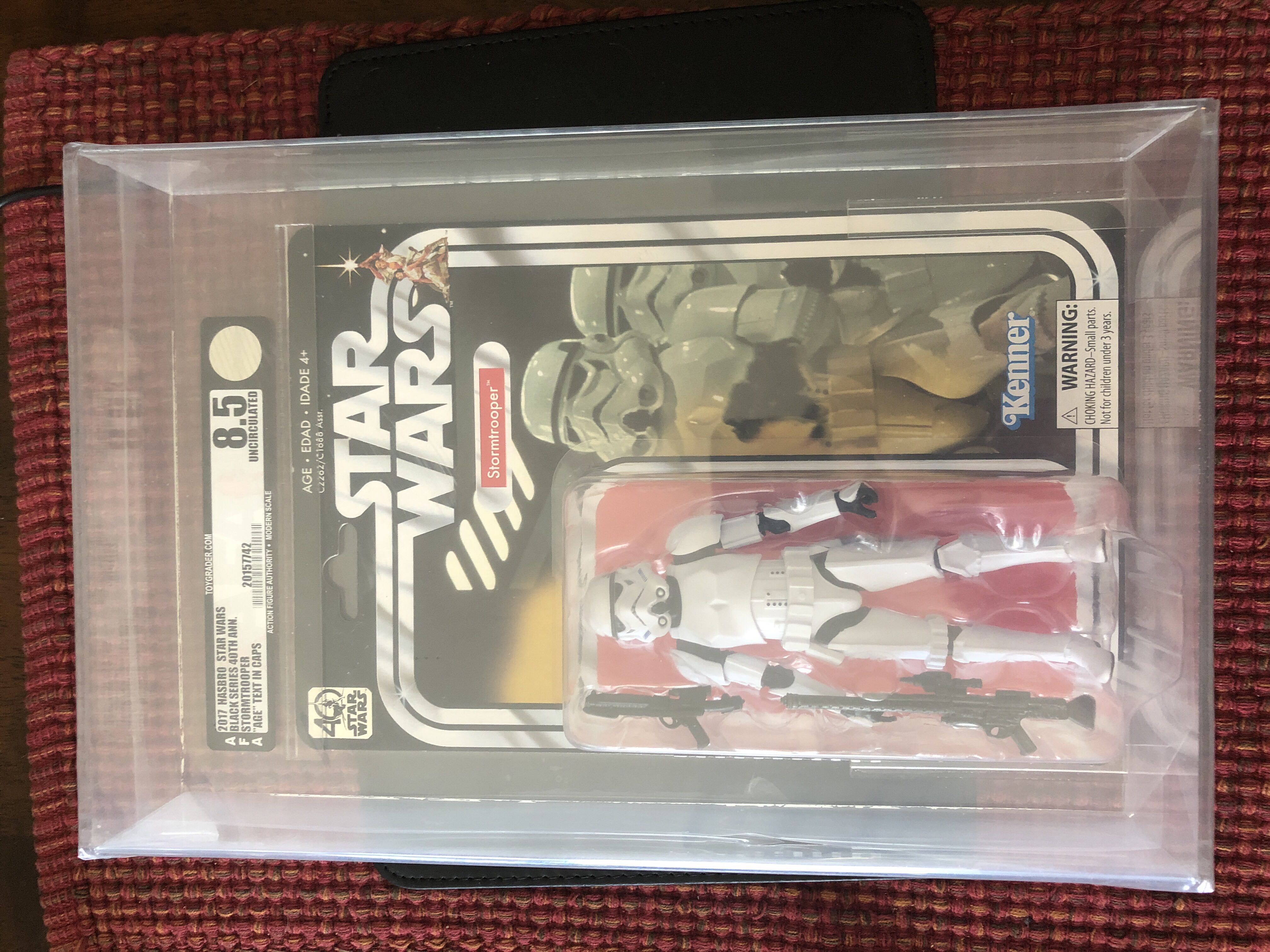 Stormtrooper - Hasbro (Star Wars Black 6” 40th Anniversary) (Star Wars Black 6 inch) action figure collectible [Barcode 630509554447] - Main Image 3