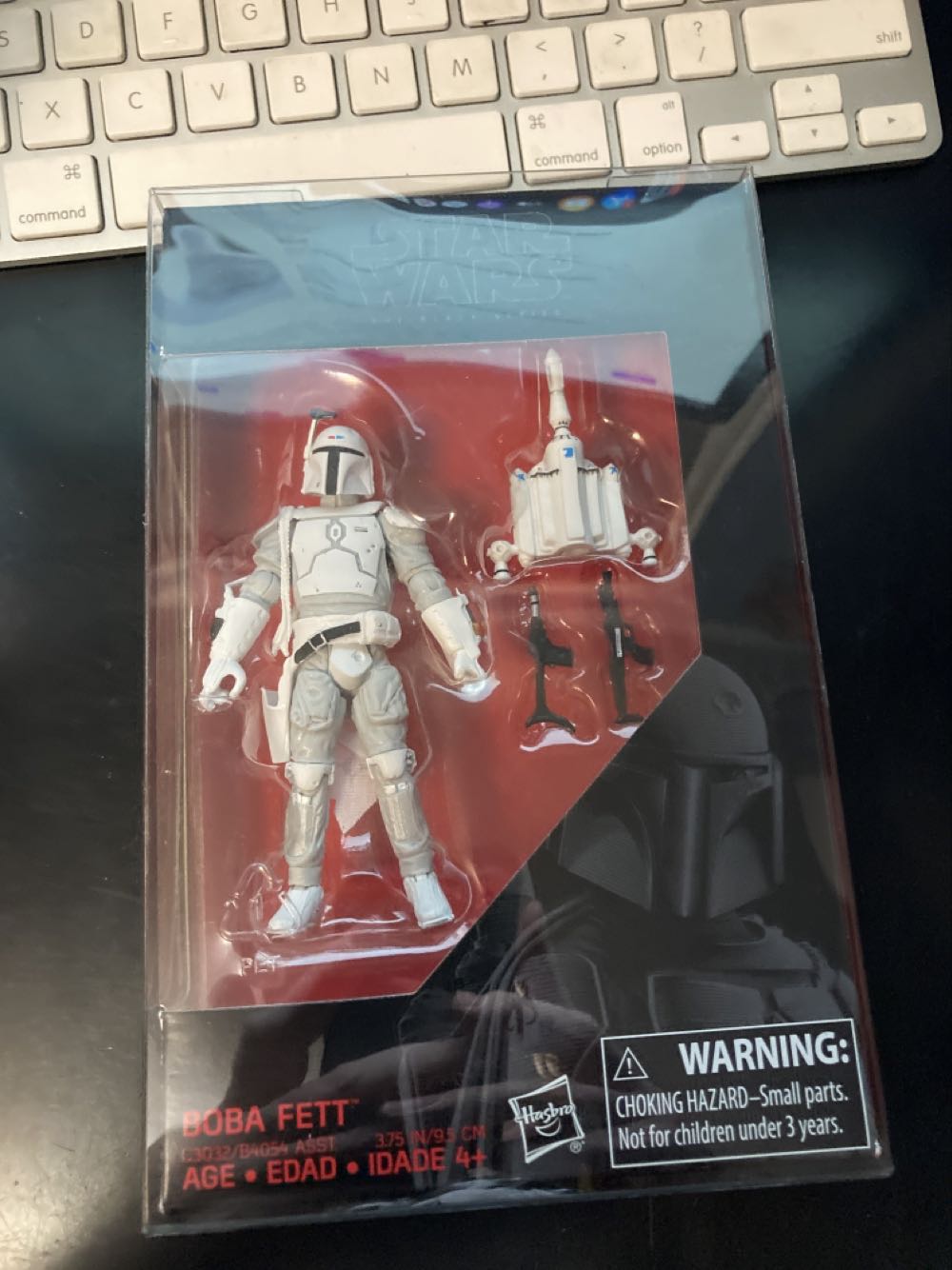 Boba Fett-Prototype Armor - Hasbro (Galaxy Line) action figure collectible [Barcode 630509576517] - Main Image 3