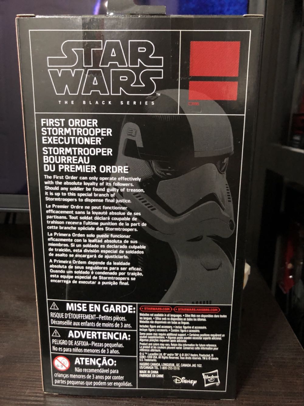 TBS3 6” First Order Stormtrooper Executioner - Hasbro (Star Wars Episode VIII The Last Jedi) action figure collectible [Barcode 630509602834] - Main Image 3