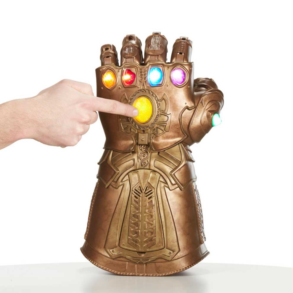 Marvel Legends Infinity Gauntlet - Hasbro (Marvel Legends Series Prop Replica) action figure collectible [Barcode 630509611447] - Main Image 4