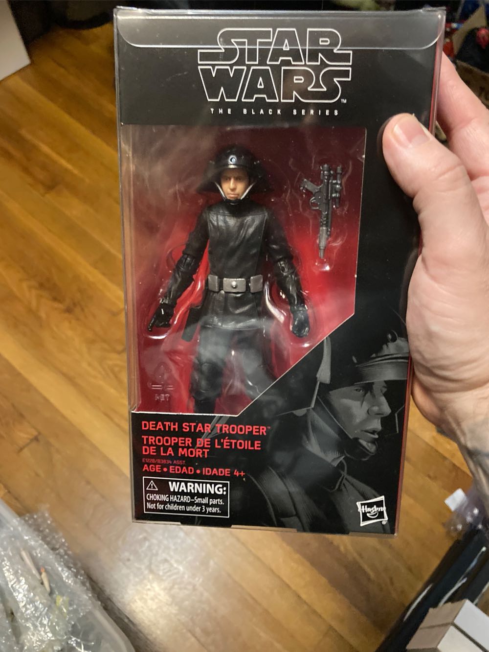 Death Star Trooper - Hasbro (Red Line) action figure collectible [Barcode 630509615971] - Main Image 4