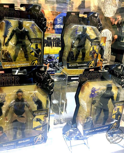 Erik Killmonger - Hasboro (Black Panther) action figure collectible [Barcode 630509616350] - Main Image 2
