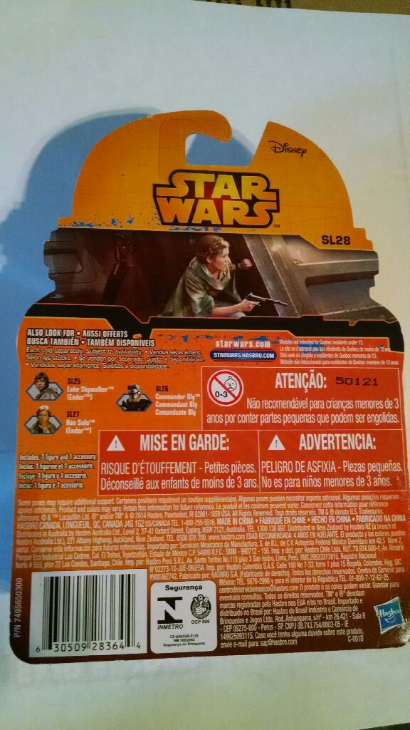 Princess Leia (Endor) - Hasbro (Saga Legends) action figure collectible [Barcode 63054828] - Main Image 2