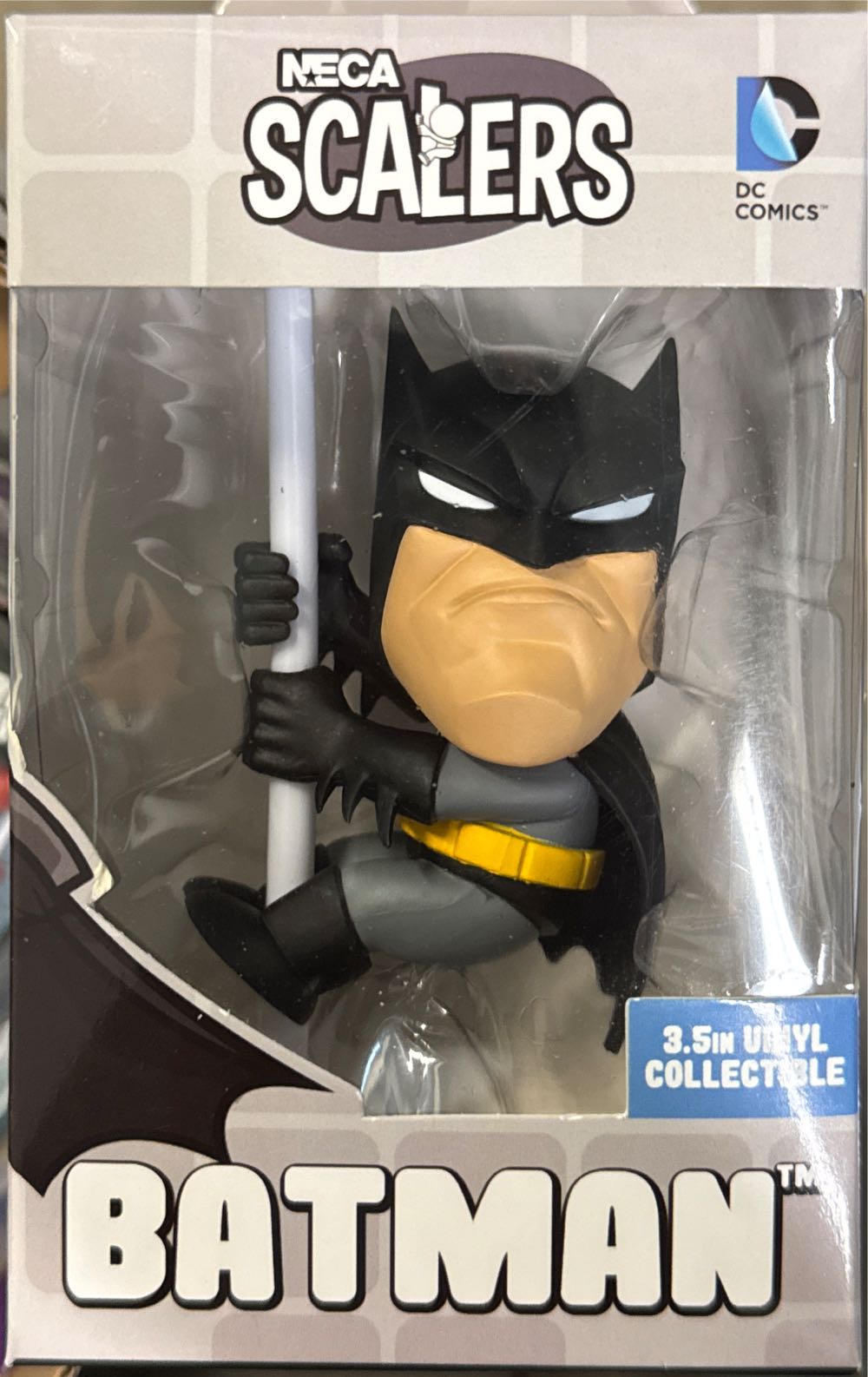 Batman (Scaler) - Neca (Batman) action figure collectible [Barcode 634482145302] - Main Image 2