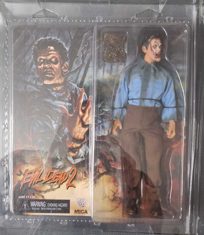 Deadite Ash Retro Clothed - Neca (Evil Dead) action figure collectible [Barcode 634482149010] - Main Image 3