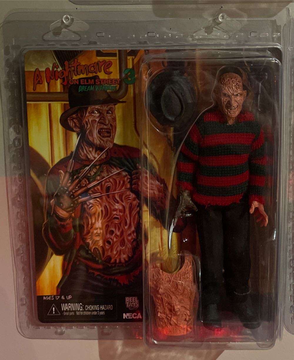 Freddy Krueger <Part 3> [Clothed] - Neca (A Nightmare On Elm Street 3: Dream Warriors) action figure collectible [Barcode 634482149317] - Main Image 3