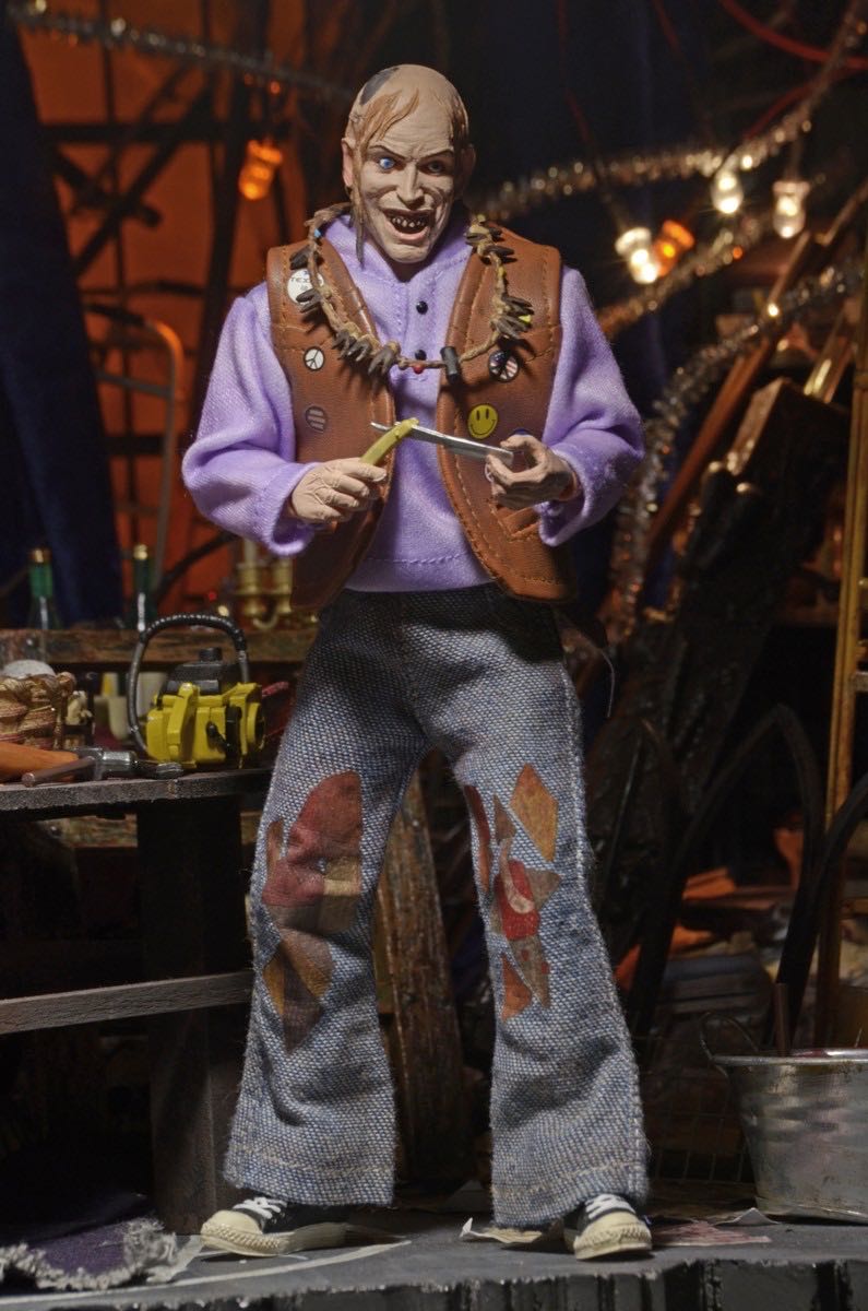 The Texas Chainsaw Massacre Part 2 - Chop Top - Neca (Mego: TCM 2) action figure collectible [Barcode 634482149461] - Main Image 3