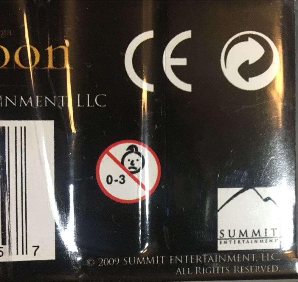 Twilight Bella New Moon (2009)(NECA) - Neca Real Toys action figure collectible [Barcode 634482206157] - Main Image 3