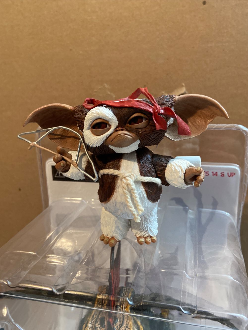 Combat Gizmo - Neca (Gremlins) action figure collectible [Barcode 634482306734] - Main Image 2