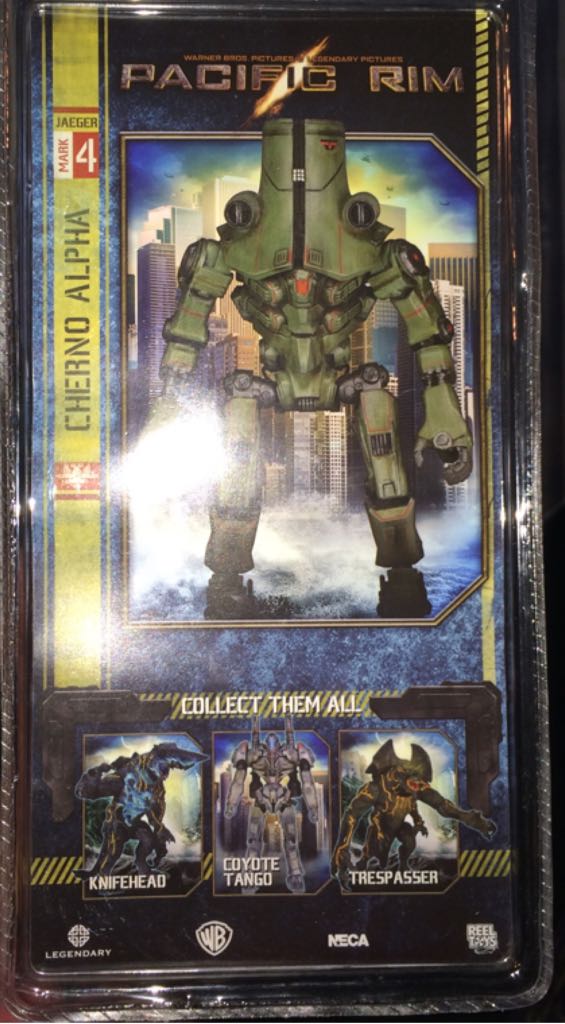 Pacific Rim: Cherno Alpha - Neca (Pacific Rim) action figure collectible [Barcode 634482319550] - Main Image 2