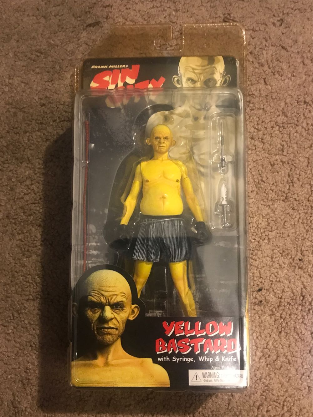 Yellow Bastard (color, no smile) - Neca (Sin City) action figure collectible [Barcode 634482332306] - Main Image 2