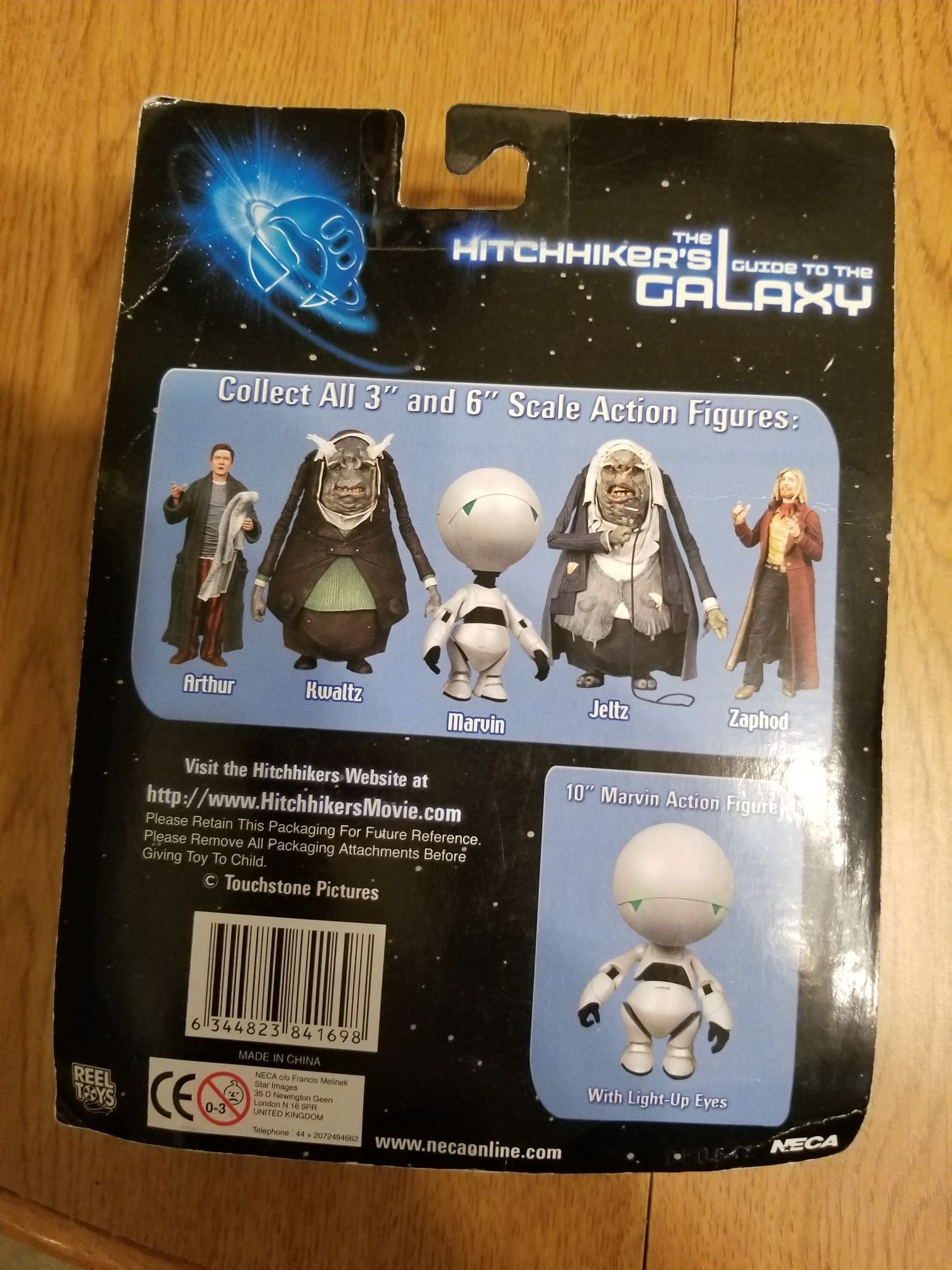 The hitchhikers Galaxy  action figure collectible [Barcode 6344823841698] - Main Image 2