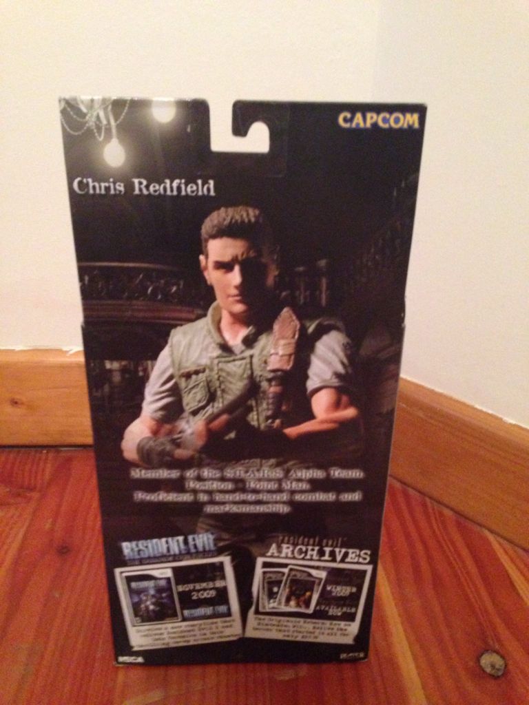 Chris Redfield - Neca (Resident Evil Archives) action figure collectible [Barcode 634482392454] - Main Image 2