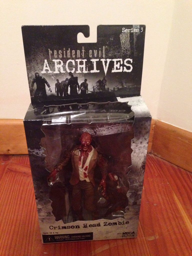 RE Crimson Head Zombie - Neca (10th Resident Evil Anniversary) action figure collectible [Barcode 634482392553] - Main Image 2