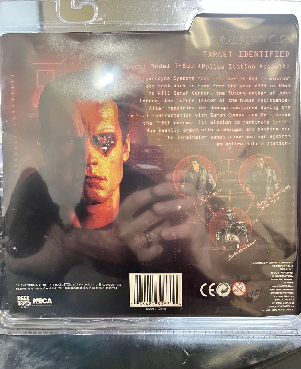 T-800 (Ultimate) - Neca (The Terminator (Police Station Assault)) action figure collectible [Barcode 634482398319] - Main Image 2
