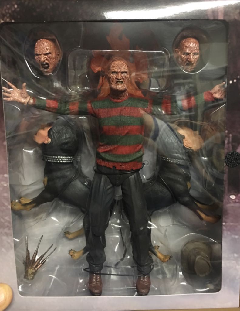 Nightmare On Elm Street 2 - Neca (A Nightmare On Elm Street 2: Freddy’s Revenge) action figure collectible [Barcode 634482398999] - Main Image 2