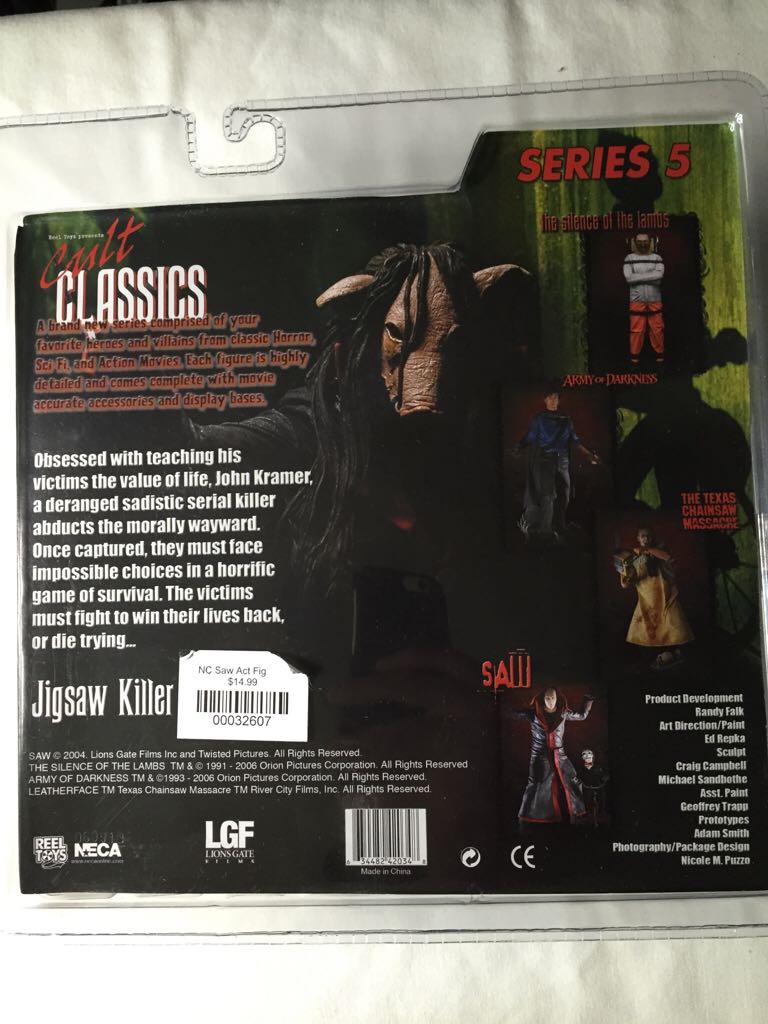 Jigsaw Killer  - Neca (Saw) action figure collectible [Barcode 634482420348] - Main Image 2