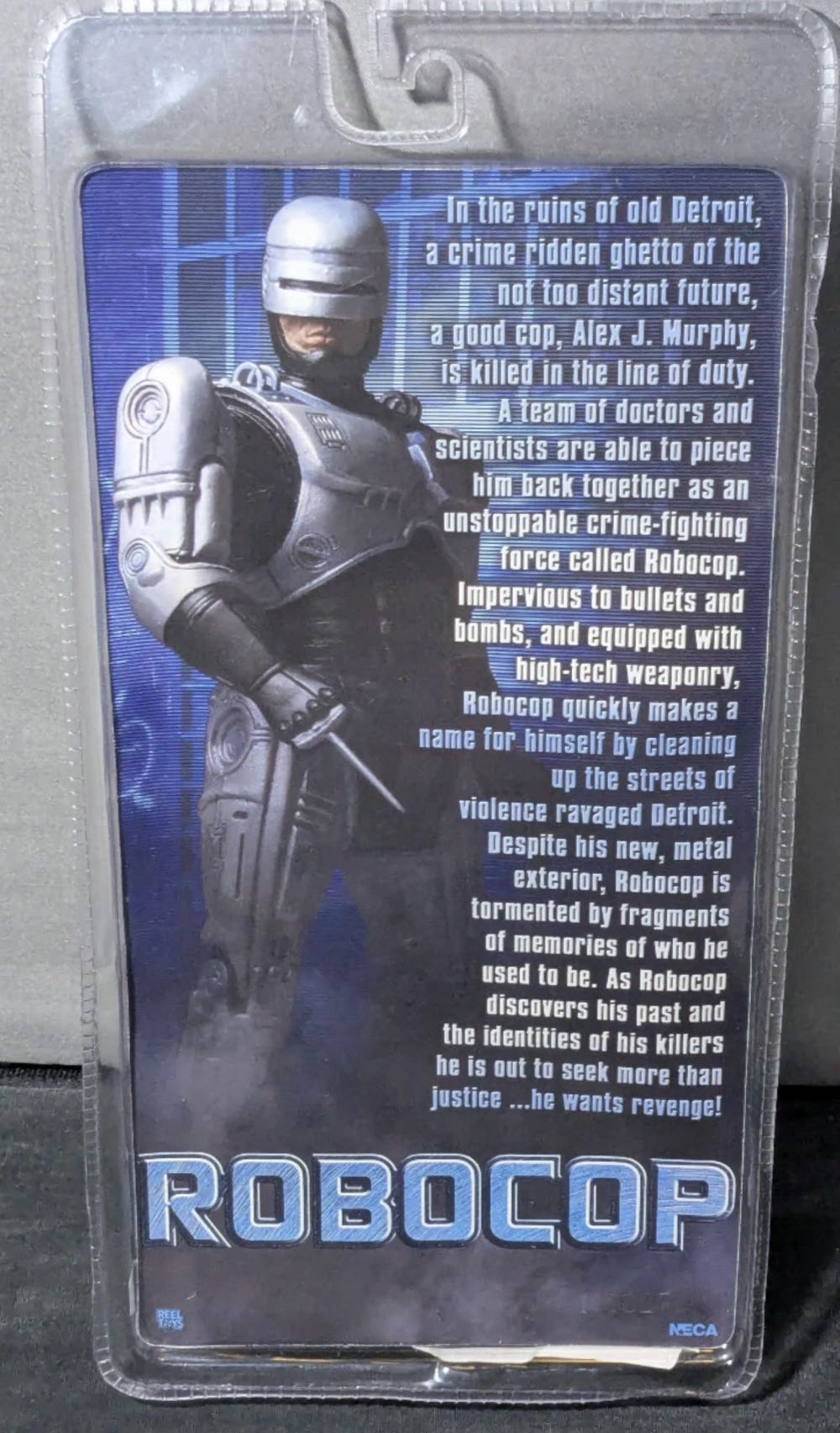 Robocop - Neca (Movies) action figure collectible [Barcode 634482420577] - Main Image 3