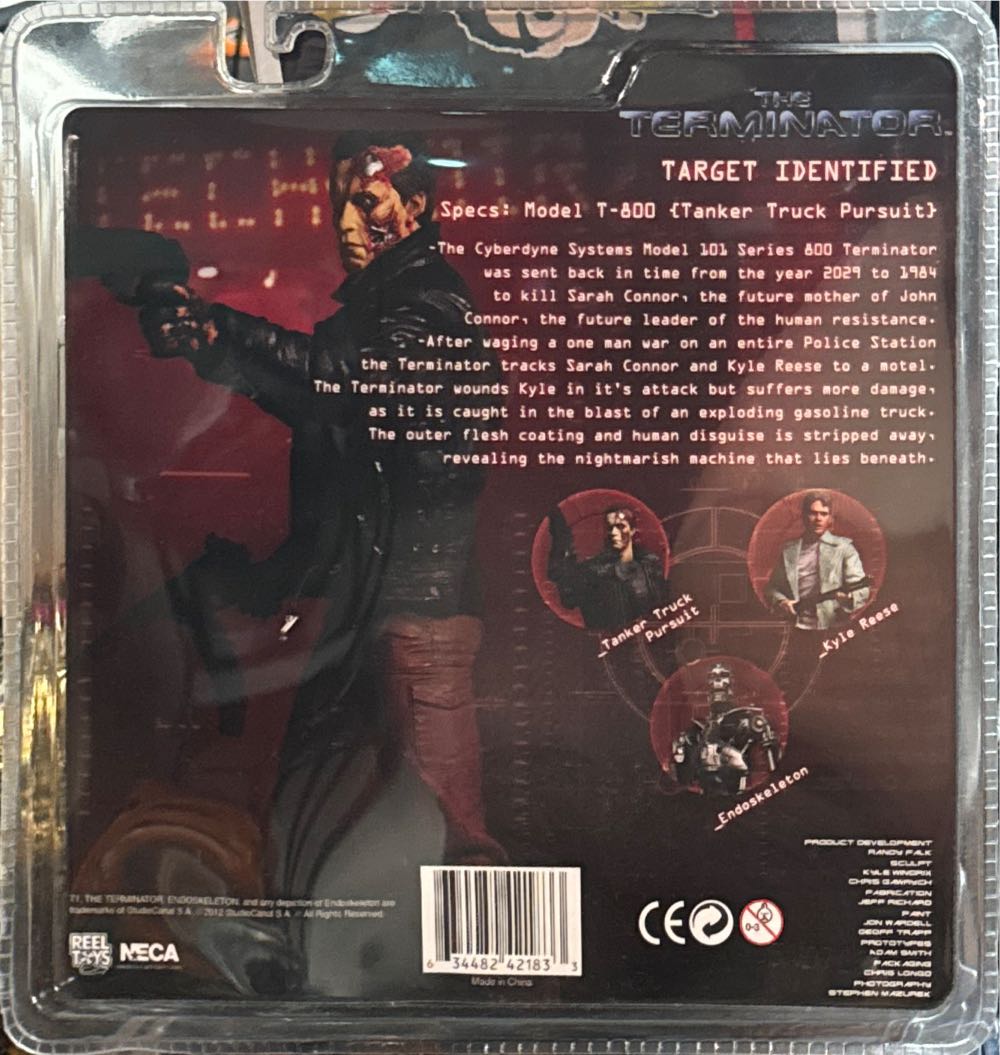 T-800  {Tanker Truck Pursuit} - Neca (Terminator) action figure collectible [Barcode 634482421833] - Main Image 2
