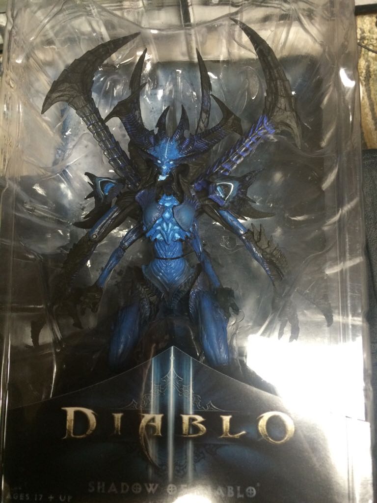 Luke (Jedi Master), Rose, Rey & First Order Stormtrooper