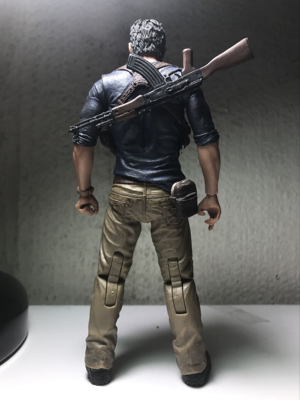 Nathan Drake - Ultimate Edition Action Figure - Neca Toys (Uncharted 4 : A Thief’s End) action figure collectible [Barcode 634482449462] - Main Image 3