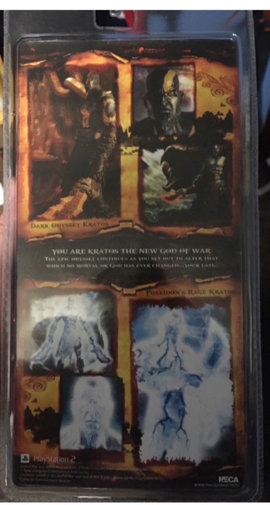 God Of War Neca GOW2 Kratos with The Blades of Athena - Neca (God of War) action figure collectible [Barcode 634482493120] - Main Image 2