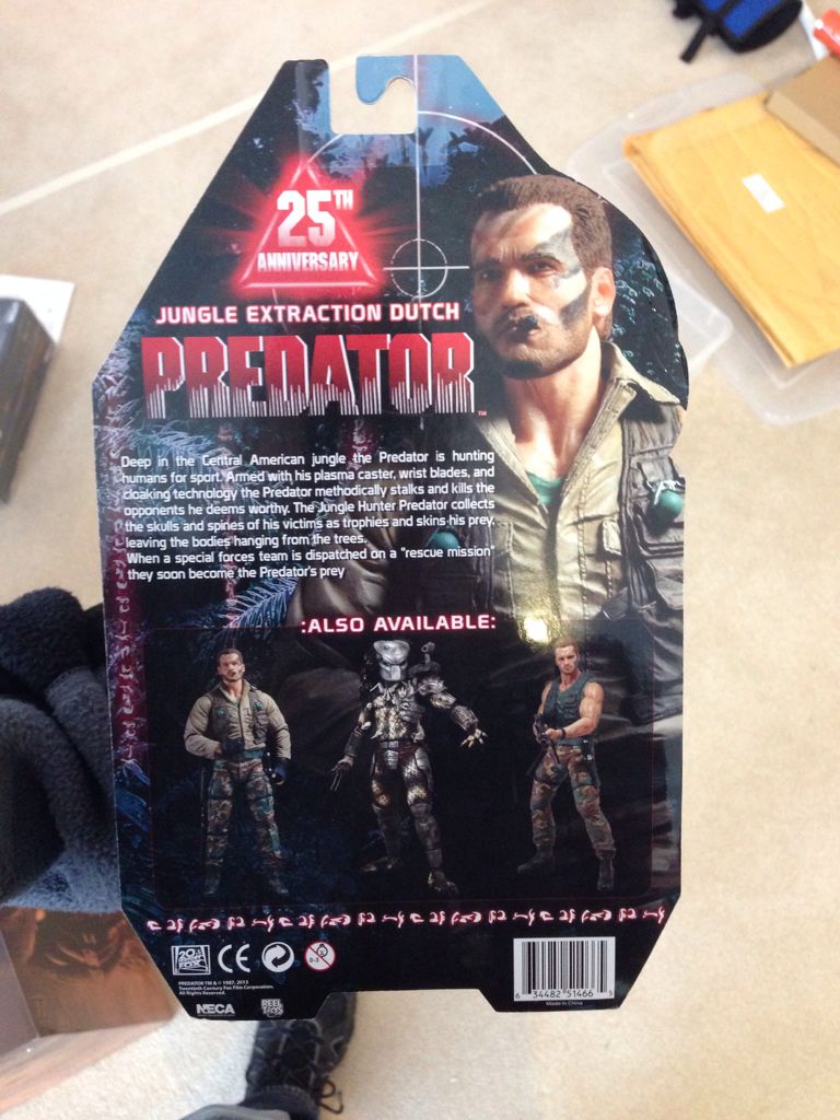 Jungle Extraction Dutch - Neca (Predator) action figure collectible [Barcode 634482514665] - Main Image 2