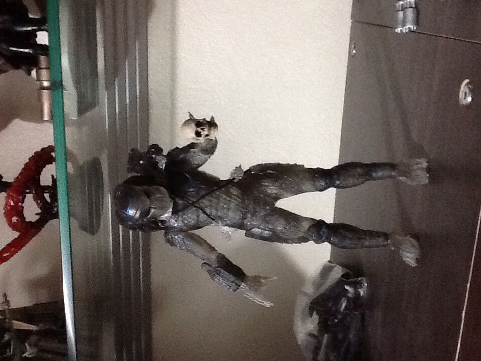 Water Emergence Predator - Neca (Predator) action figure collectible [Barcode 634482514863] - Main Image 1