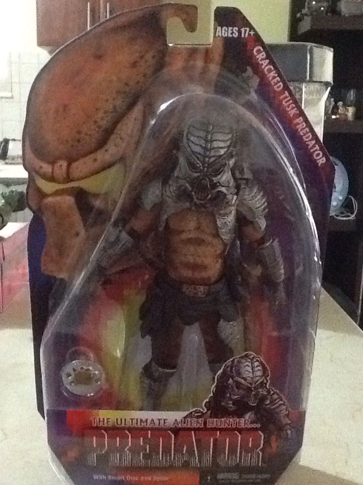 Predator: Cracked Tusk Predator Series 13:  - Neca (Sc-fi, Horror) action figure collectible [Barcode 634482515105] - Main Image 2