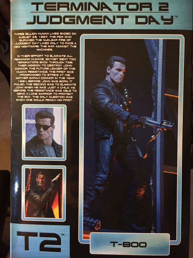 Neca T-800 - Neca Reel Toys (The Terminator) action figure collectible [Barcode 634482519073] - Main Image 2