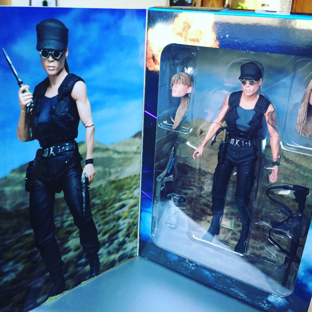 Terminator 2 Judgement Day - Sarah Connor - Neca (Movies) action figure collectible [Barcode 634482519080] - Main Image 2