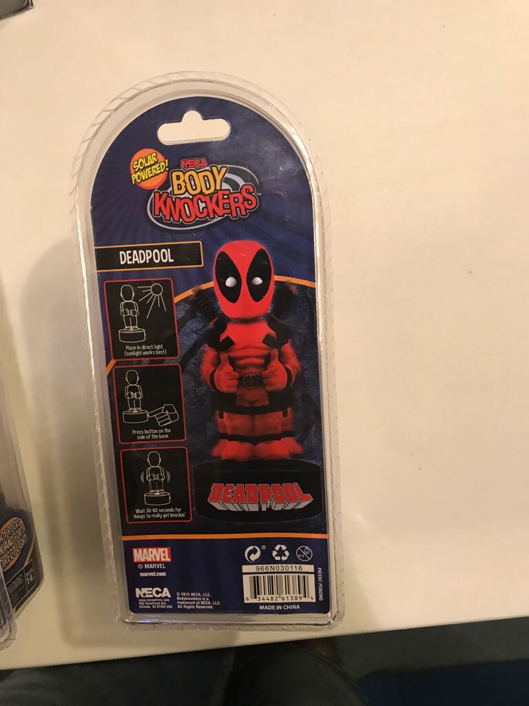 Neca Body Knockers - Deadpool - Neca (Deadpool) action figure collectible [Barcode 634482613894] - Main Image 2
