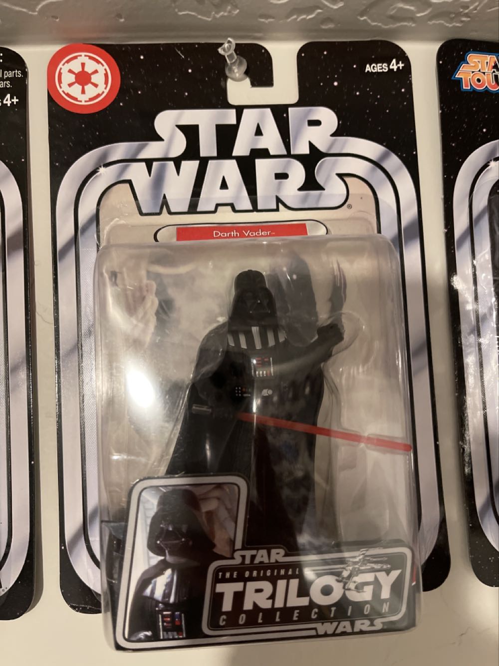 Darth Vader - Hasbro (Star Wars) action figure collectible [Barcode 653569003373] - Main Image 3