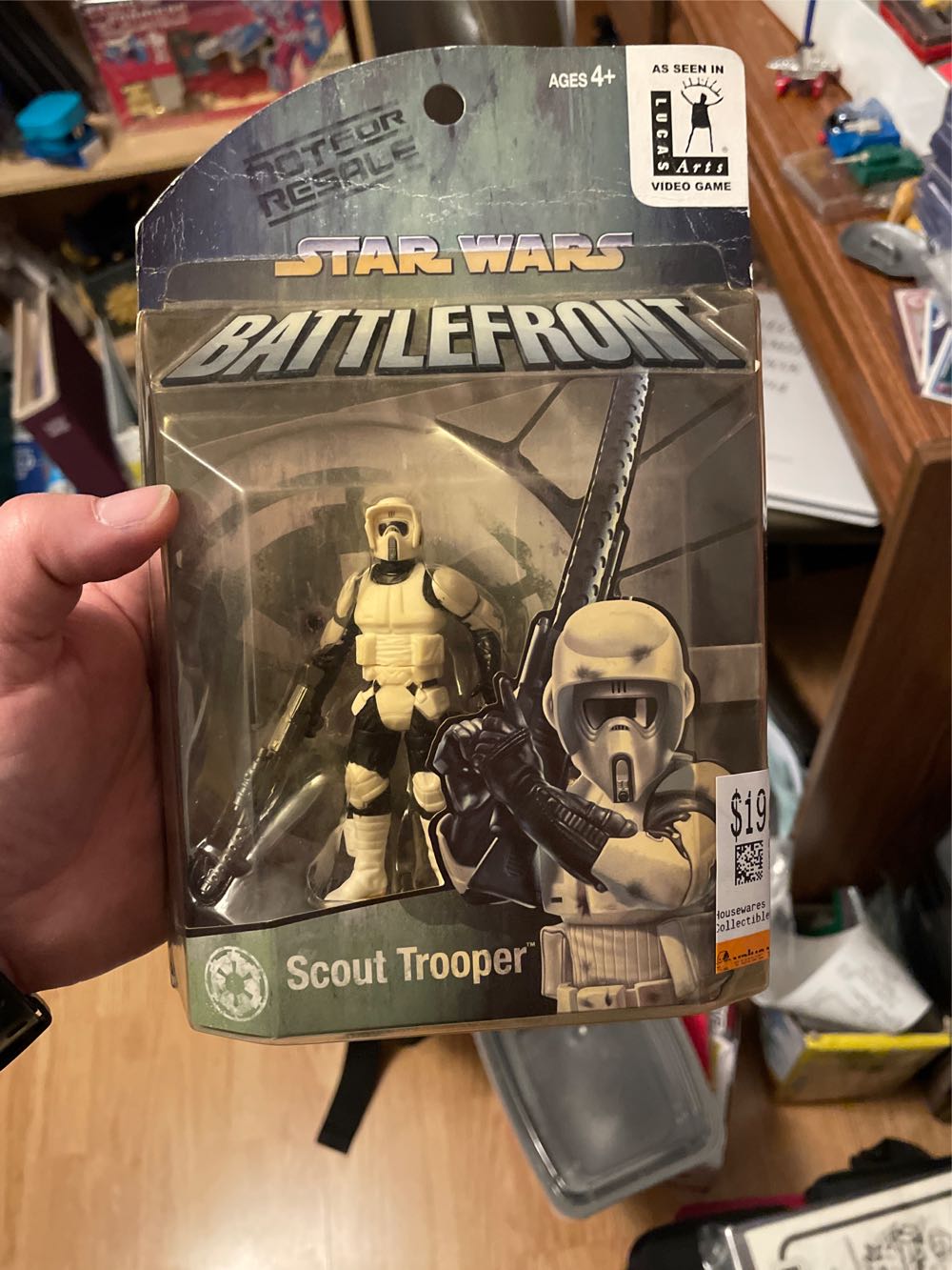 Scout Trooper - LucasArts Video Game / Hasbro (Battlefront) action figure collectible [Barcode 653569010159] - Main Image 3
