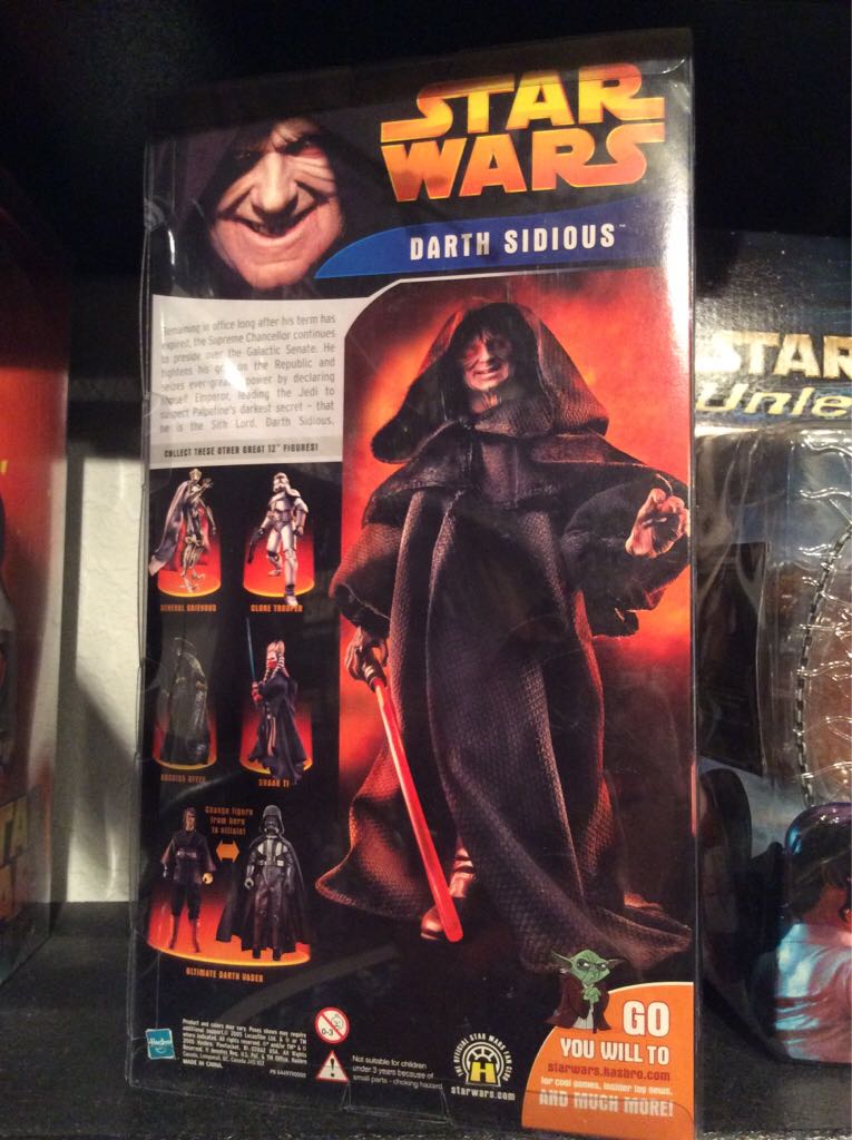 Darth Sidious - Hasbro (Star Wars) action figure collectible [Barcode 653569013594] - Main Image 2