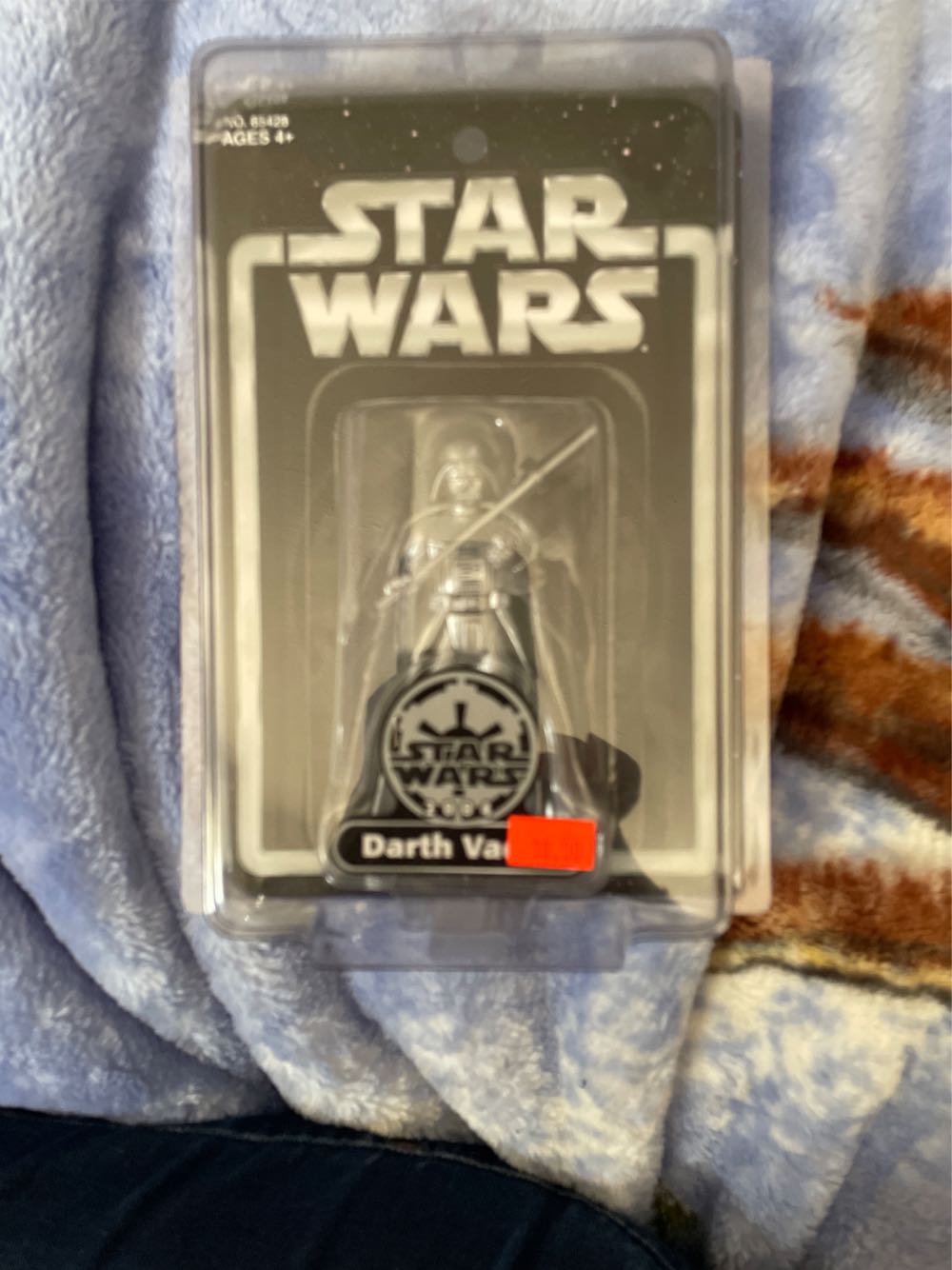 Darth Vader - Hasbro (Star Wars) action figure collectible [Barcode 653569023951] - Main Image 3