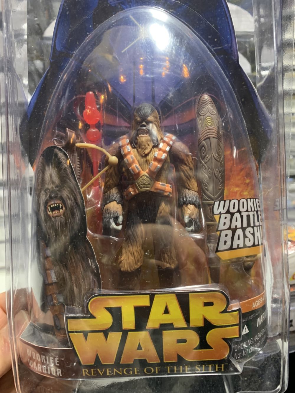 Wookiee Warrior (Tan Fur) - Hasbro (ROTS 3.75” 2005- 6) action figure collectible [Barcode 653569024439] - Main Image 3