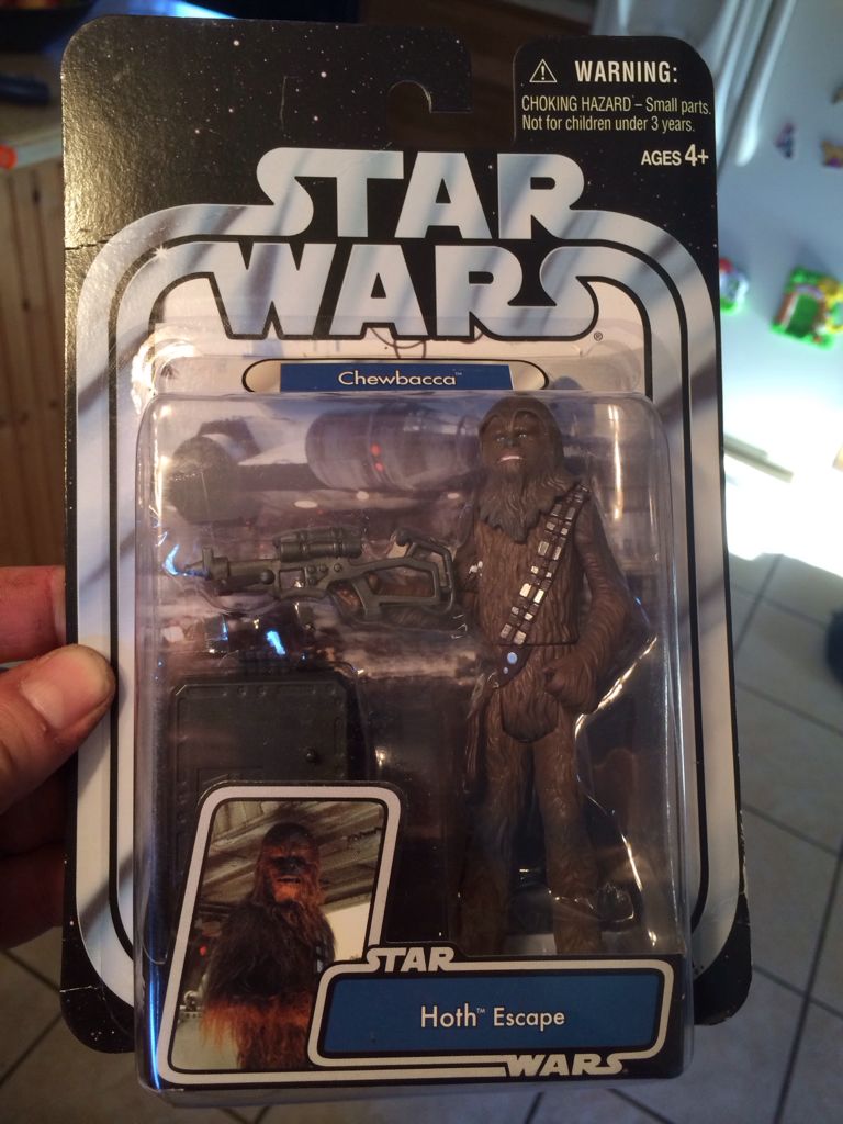 ’05 #15 Chewbacca - Hasbro (2004-2005 The Original Trilogy Collection) action figure collectible [Barcode 653569036487] - Main Image 1