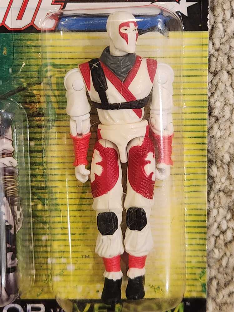 Storm Shadow V18 - Hasbro - G.I. Joe (G. I. JOE) action figure collectible [Barcode 653569061090] - Main Image 3