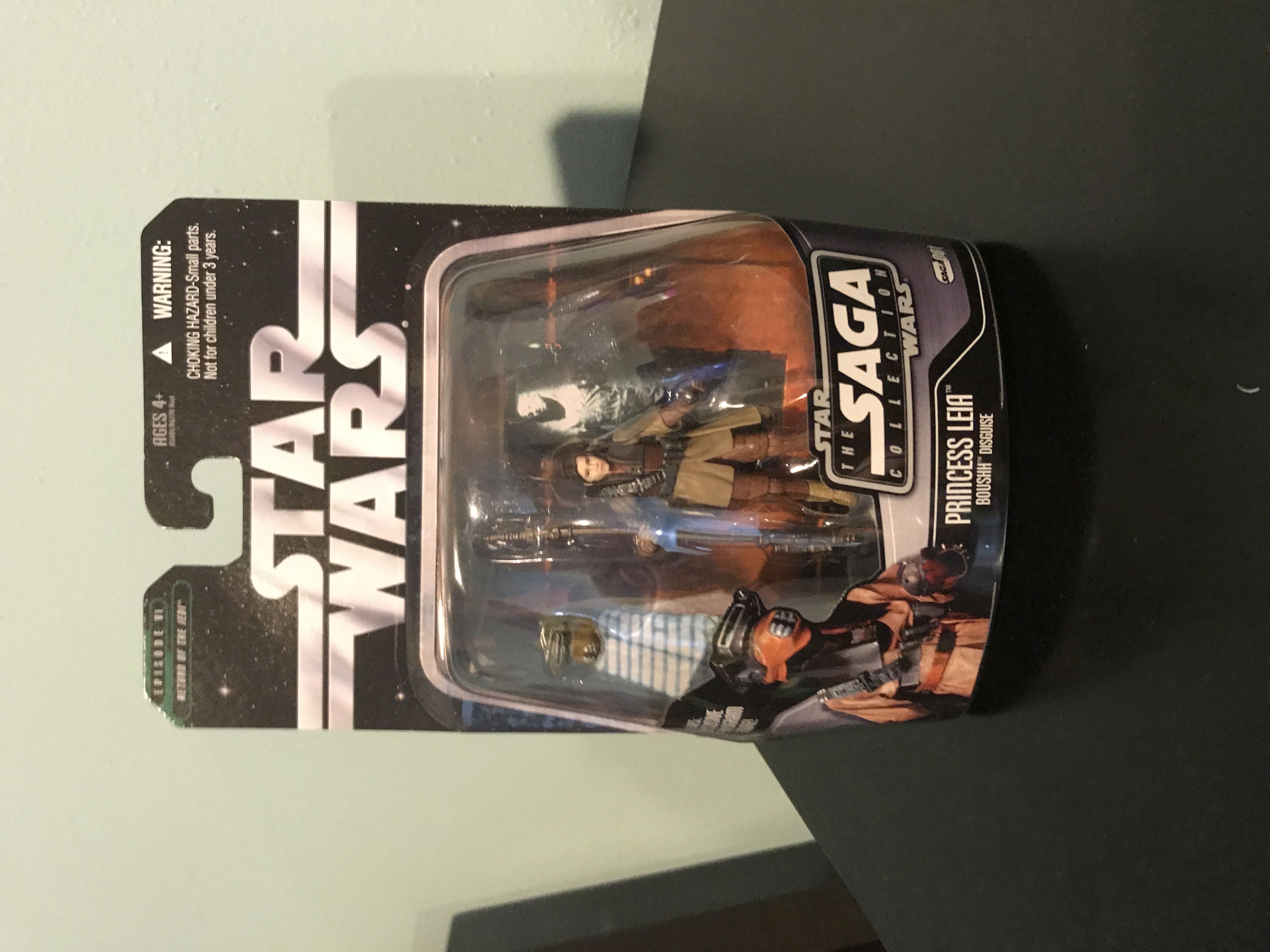 Princess Leia (Boushh Disguise) - Saga Collection 1 - Hasbro (Star Wars - The Saga Collection) action figure collectible [Barcode 653569089810] - Main Image 3