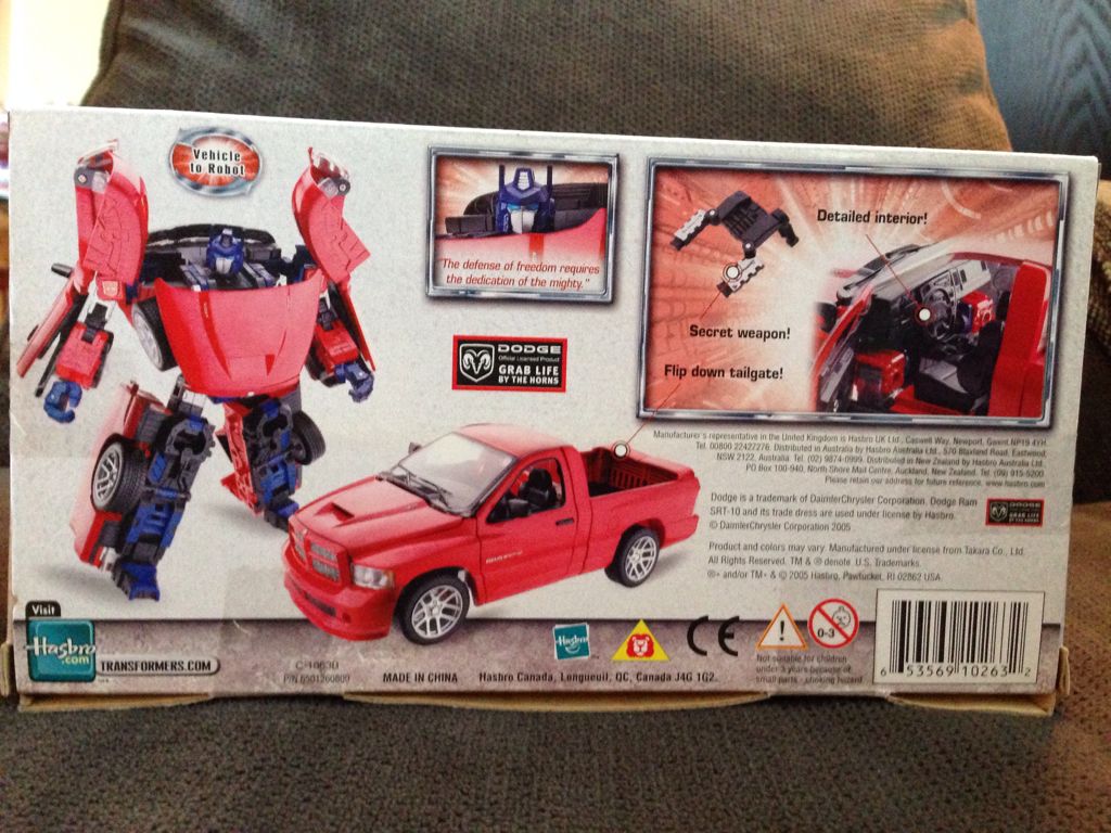 AT-21 | Optimus Prime (Dodge Ram) - Hasbro (Transformers) action figure collectible [Barcode 653569102632] - Main Image 2