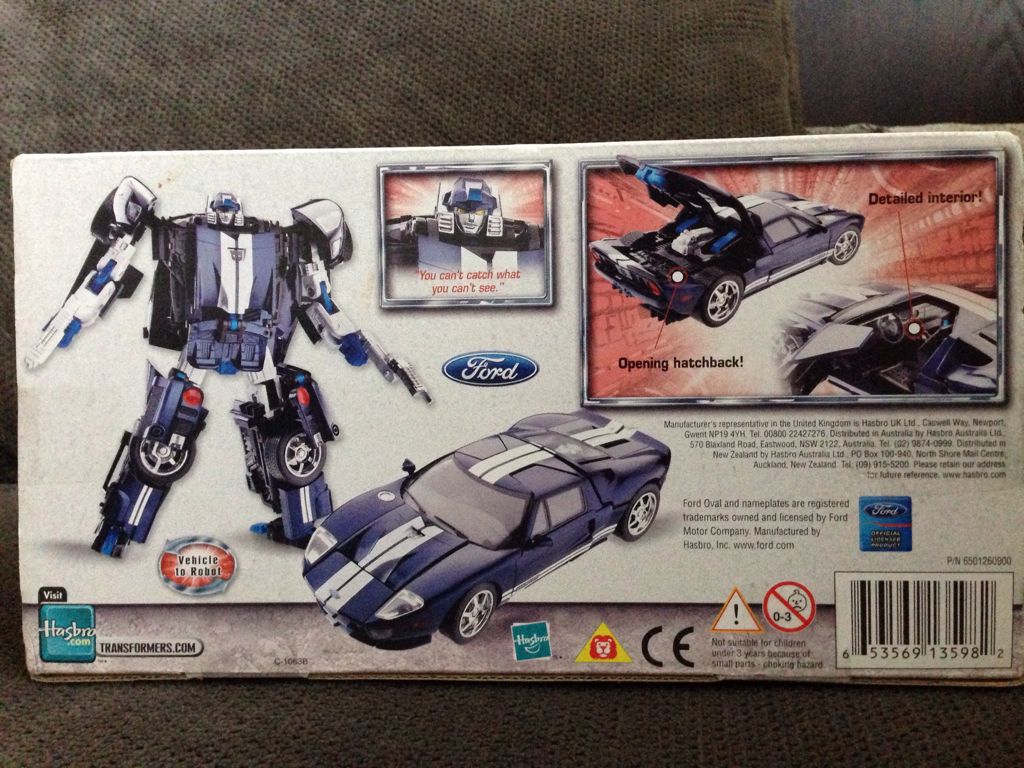 AT Mirage - Hasbro (Transformers Alternators) action figure collectible [Barcode 653569135982] - Main Image 2
