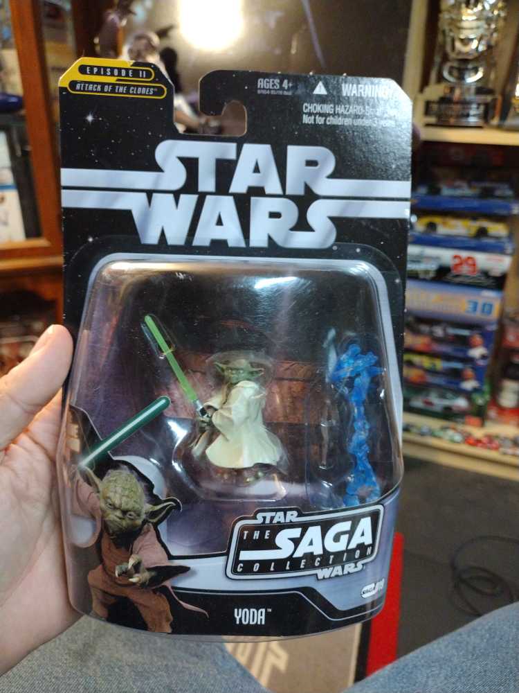 Yoda - Hasbro (Star Wars - The Saga Collection) action figure collectible [Barcode 653569157014] - Main Image 3