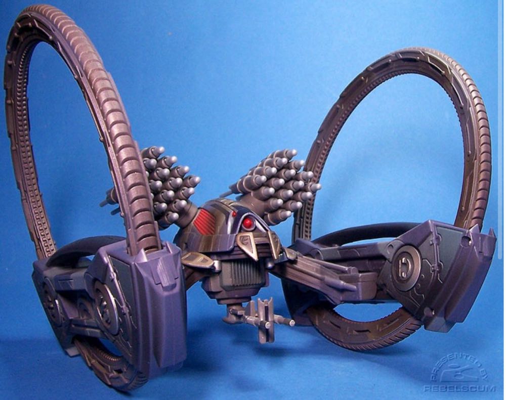 Hailfire Droid - Hasbro (30th Anniversary Collection) action figure collectible [Barcode 653569171850] - Main Image 4