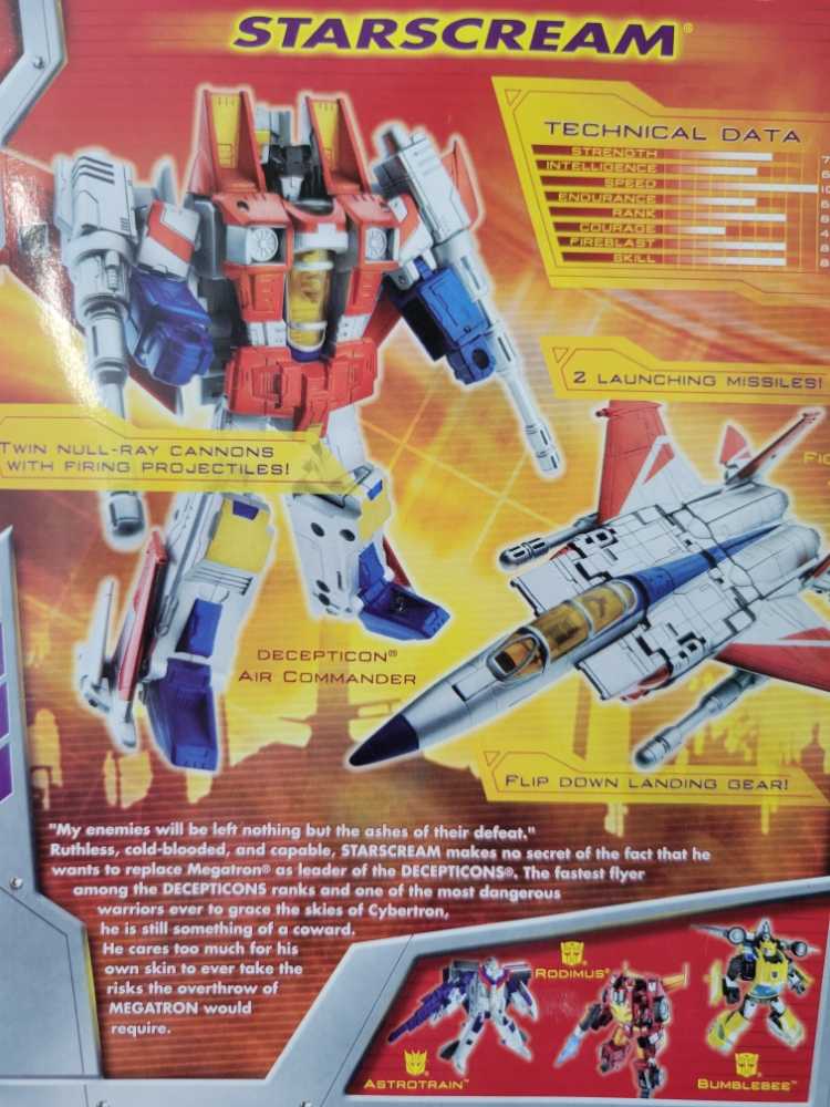 Starscream - Hasbro (Transformers Universe) action figure collectible [Barcode 653569182672] - Main Image 4