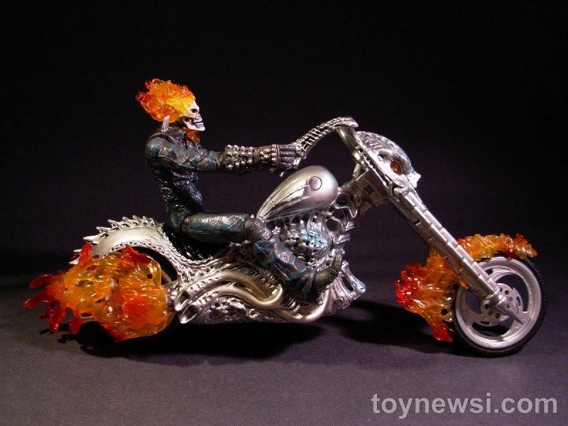 Ghost Rider Electronic Flame Motorcycle - Hasbro (Ghost Rider: The Movie) action figure collectible [Barcode 653569189183] - Main Image 4